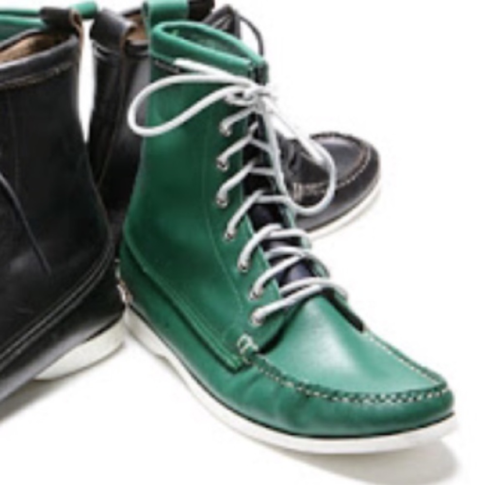 ROGUES GALLERY RARE! Sz 9 Handmade GREEN deck boots $498